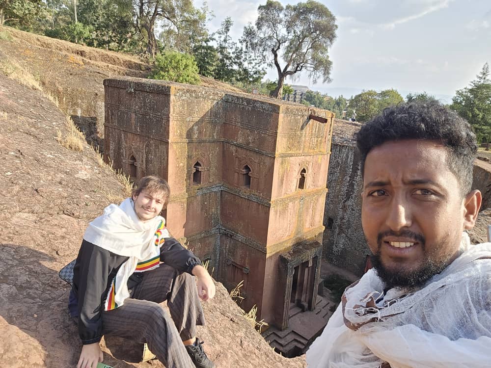 Travelers on a private RohaTours journey, November 2025